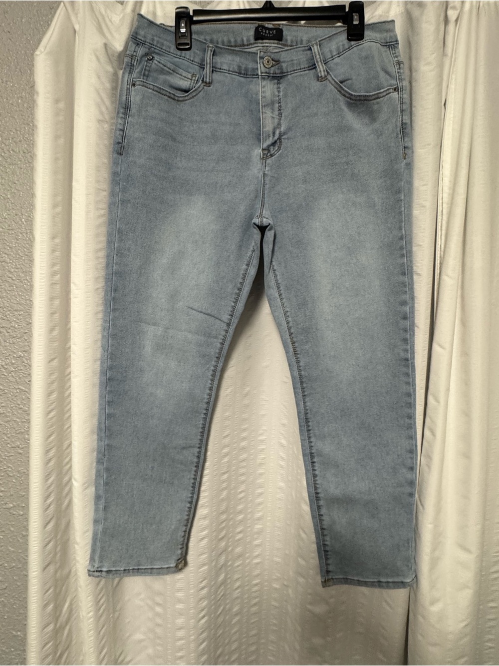 Curve Appeal Women’s Blue Jeans
